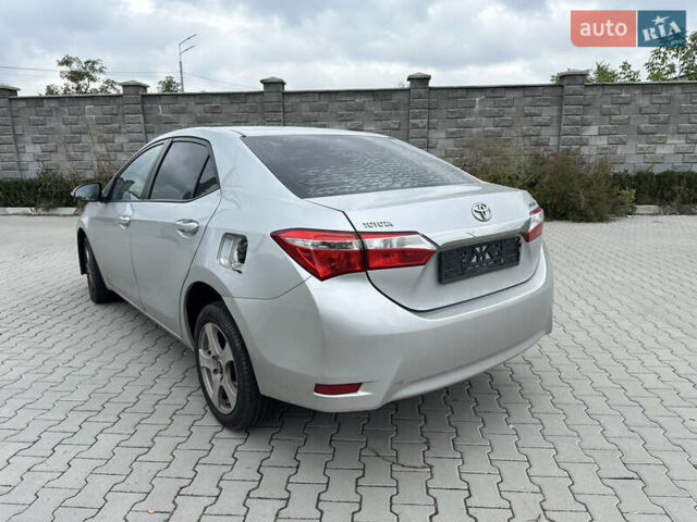 Серый Тойота Королла, объемом двигателя 0 л и пробегом 154 тыс. км за 9999 $, фото 1 на Automoto.ua