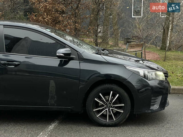 Серый Тойота Королла, объемом двигателя 1.6 л и пробегом 155 тыс. км за 10700 $, фото 12 на Automoto.ua