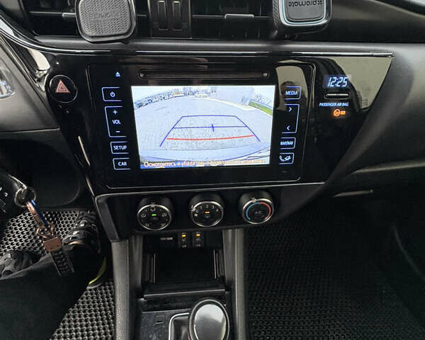 Серый Тойота Королла, объемом двигателя 1.6 л и пробегом 191 тыс. км за 13500 $, фото 12 на Automoto.ua