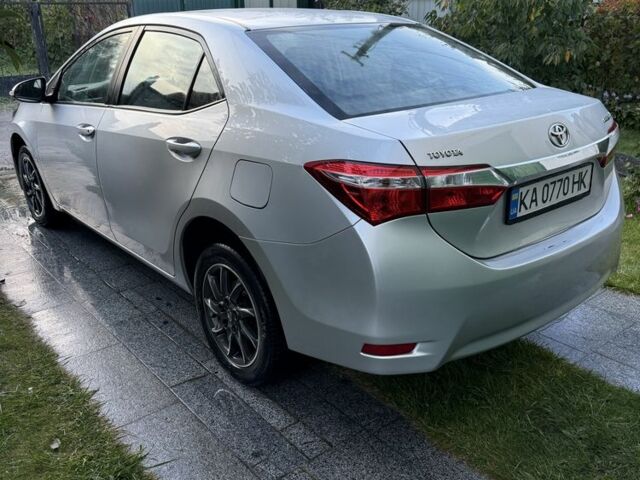 Сірий Тойота Королла, об'ємом двигуна 1.6 л та пробігом 152 тис. км за 11900 $, фото 3 на Automoto.ua