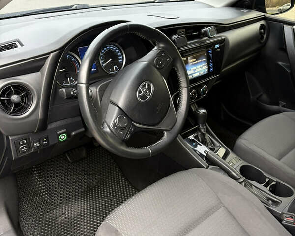 Серый Тойота Королла, объемом двигателя 1.6 л и пробегом 191 тыс. км за 13500 $, фото 19 на Automoto.ua