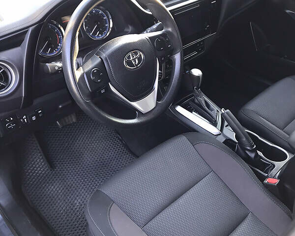 Серый Тойота Королла, объемом двигателя 1.8 л и пробегом 83 тыс. км за 13200 $, фото 11 на Automoto.ua