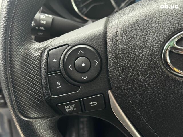 Серый Тойота Королла, объемом двигателя 1.8 л и пробегом 60 тыс. км за 11990 $, фото 18 на Automoto.ua