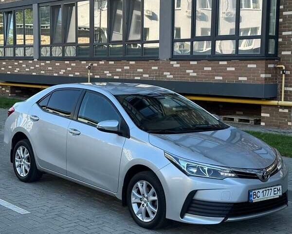Серый Тойота Королла, объемом двигателя 1.6 л и пробегом 186 тыс. км за 13050 $, фото 3 на Automoto.ua