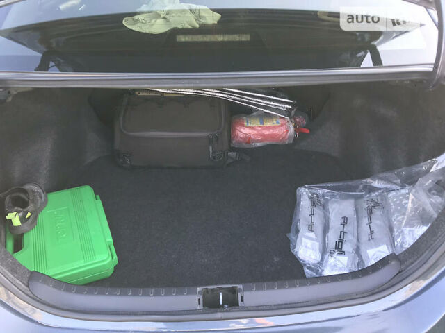 Серый Тойота Королла, объемом двигателя 1.8 л и пробегом 83 тыс. км за 13200 $, фото 14 на Automoto.ua