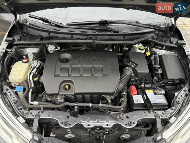 Серый Тойота Королла, объемом двигателя 1.6 л и пробегом 191 тыс. км за 13500 $, фото 26 на Automoto.ua