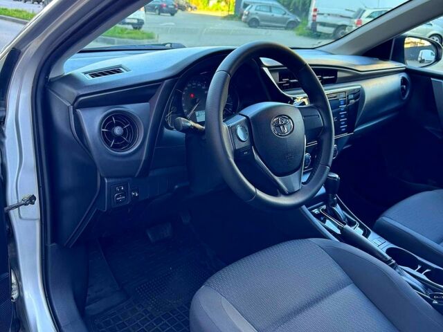 Серый Тойота Королла, объемом двигателя 1.6 л и пробегом 182 тыс. км за 13300 $, фото 5 на Automoto.ua