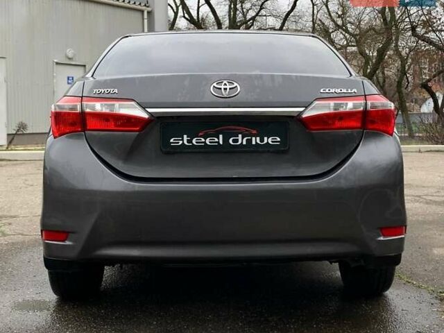 Серый Тойота Королла, объемом двигателя 1.6 л и пробегом 185 тыс. км за 10999 $, фото 5 на Automoto.ua