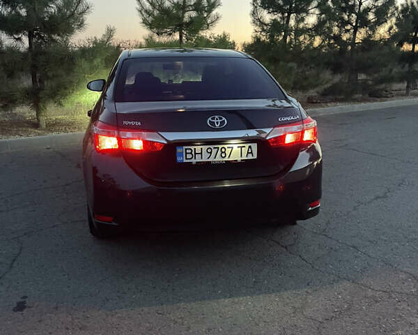 Серый Тойота Королла, объемом двигателя 1.33 л и пробегом 147 тыс. км за 10500 $, фото 5 на Automoto.ua