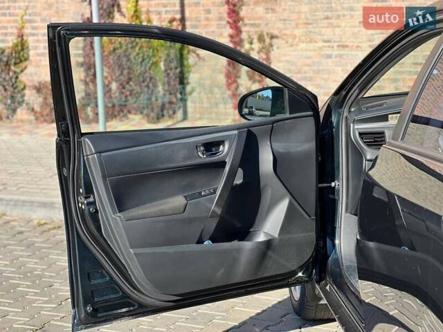 Серый Тойота Королла, объемом двигателя 1.33 л и пробегом 147 тыс. км за 10999 $, фото 12 на Automoto.ua