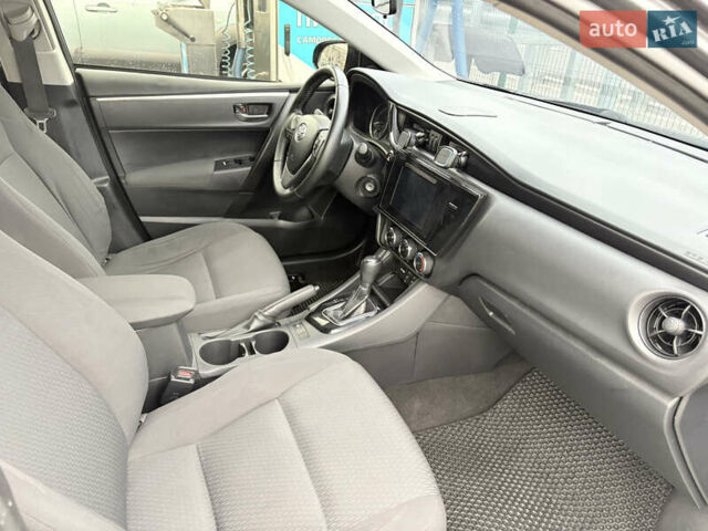 Серый Тойота Королла, объемом двигателя 1.6 л и пробегом 191 тыс. км за 13500 $, фото 25 на Automoto.ua