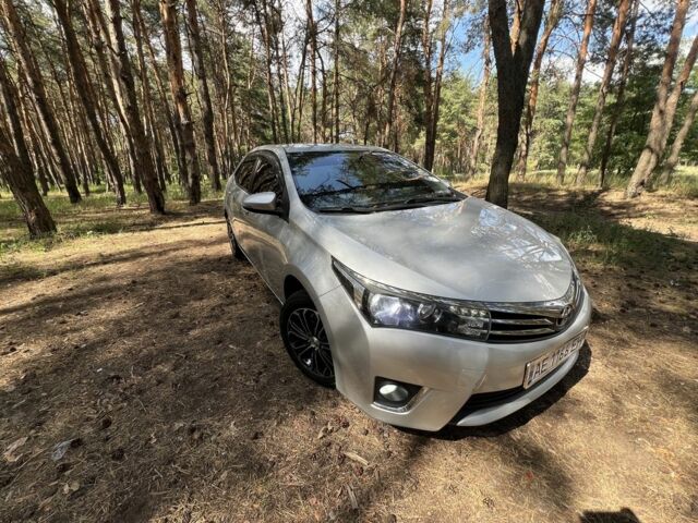 Серый Тойота Королла, объемом двигателя 1.3 л и пробегом 112 тыс. км за 16499 $, фото 1 на Automoto.ua