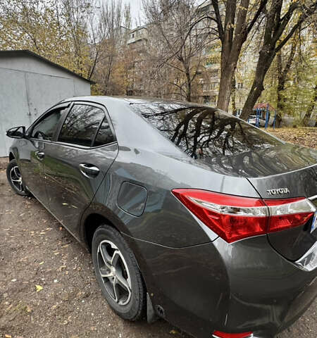 Серый Тойота Королла, объемом двигателя 1.59 л и пробегом 110 тыс. км за 12300 $, фото 2 на Automoto.ua
