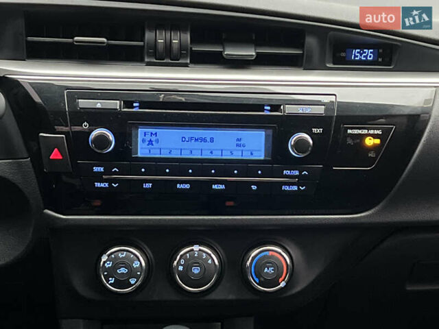 Серый Тойота Королла, объемом двигателя 1.6 л и пробегом 155 тыс. км за 10700 $, фото 35 на Automoto.ua