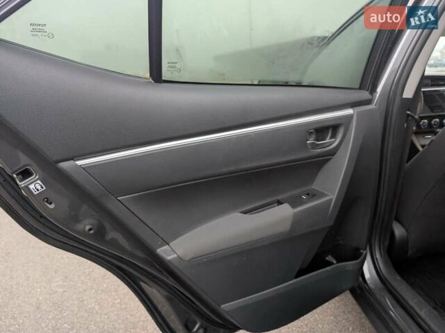 Серый Тойота Королла, объемом двигателя 1.6 л и пробегом 80 тыс. км за 15200 $, фото 16 на Automoto.ua