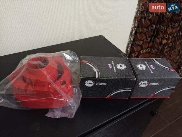 Серый Тойота Королла, объемом двигателя 1.33 л и пробегом 65 тыс. км за 12800 $, фото 15 на Automoto.ua