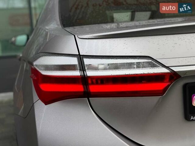 Серый Тойота Королла, объемом двигателя 1.6 л и пробегом 96 тыс. км за 14790 $, фото 12 на Automoto.ua