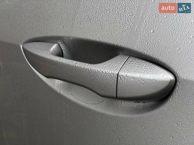 Серый Тойота Королла, объемом двигателя 1.6 л и пробегом 96 тыс. км за 14790 $, фото 15 на Automoto.ua