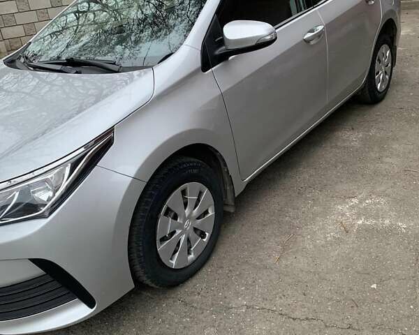 Серый Тойота Королла, объемом двигателя 1.3 л и пробегом 135 тыс. км за 10100 $, фото 2 на Automoto.ua