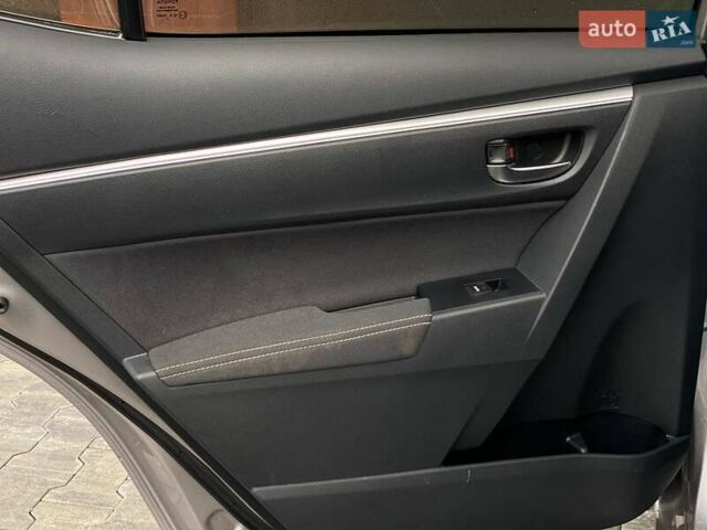 Серый Тойота Королла, объемом двигателя 1.6 л и пробегом 96 тыс. км за 14790 $, фото 42 на Automoto.ua