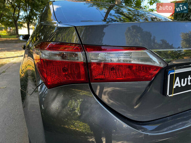 Тойота Королла 2017 в Киеве на Automoto.ua Серый Тойота Королла, объемом двигателя 1.3 л и пробегом 268 тыс. км за 11490 $, фото 8 на Automoto.ua