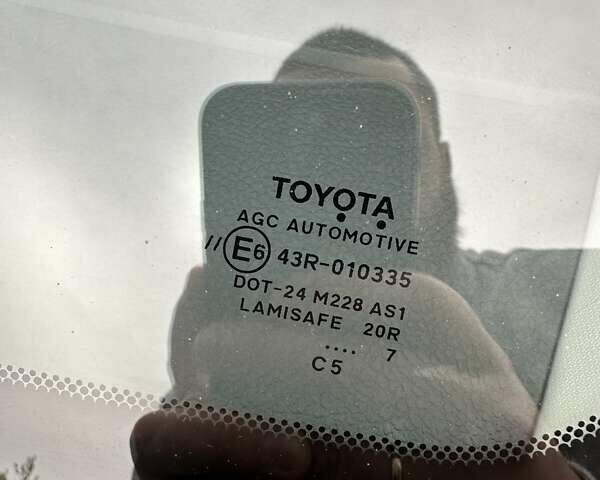 Серый Тойота Королла, объемом двигателя 1.6 л и пробегом 82 тыс. км за 17200 $, фото 10 на Automoto.ua