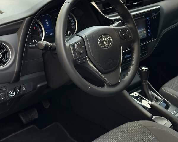 Серый Тойота Королла, объемом двигателя 1.6 л и пробегом 64 тыс. км за 16700 $, фото 30 на Automoto.ua