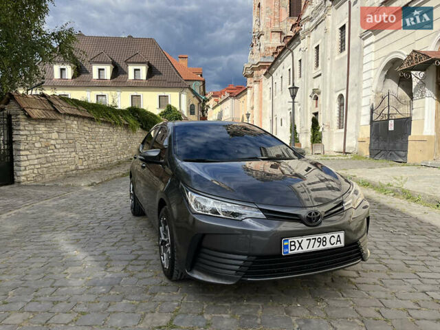 Серый Тойота Королла, объемом двигателя 1.33 л и пробегом 59 тыс. км за 12000 $, фото 1 на Automoto.ua