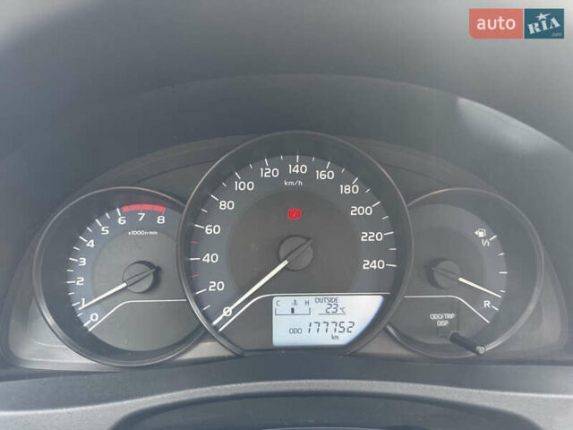 Сірий Тойота Королла, об'ємом двигуна 1.33 л та пробігом 177 тис. км за 10900 $, фото 14 на Automoto.ua