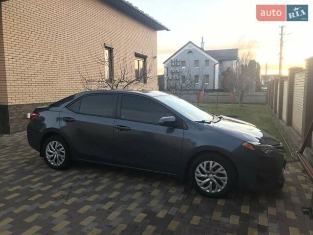 Серый Тойота Королла, объемом двигателя 1.8 л и пробегом 118 тыс. км за 11800 $, фото 1 на Automoto.ua