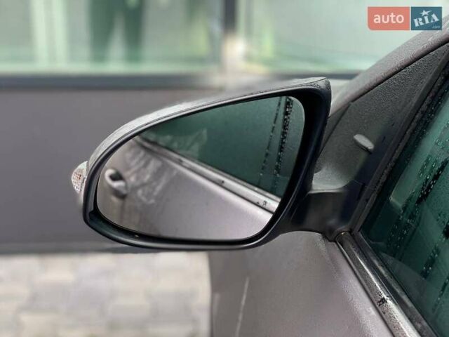 Серый Тойота Королла, объемом двигателя 1.6 л и пробегом 96 тыс. км за 14790 $, фото 18 на Automoto.ua