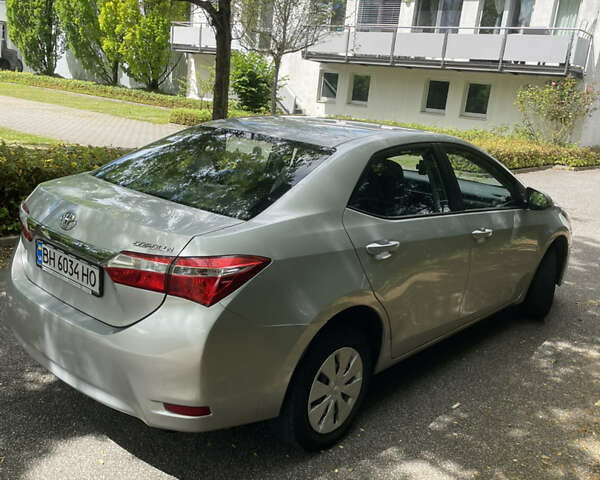 Серый Тойота Королла, объемом двигателя 1.33 л и пробегом 72 тыс. км за 9999 $, фото 9 на Automoto.ua