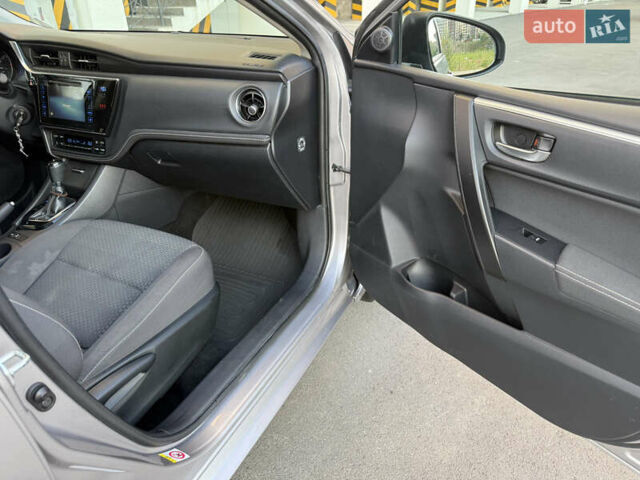 Серый Тойота Королла, объемом двигателя 1.6 л и пробегом 96 тыс. км за 15500 $, фото 17 на Automoto.ua