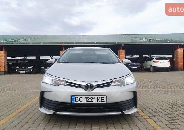 Сірий Тойота Королла, об'ємом двигуна 1.6 л та пробігом 83 тис. км за 13500 $, фото 5 на Automoto.ua