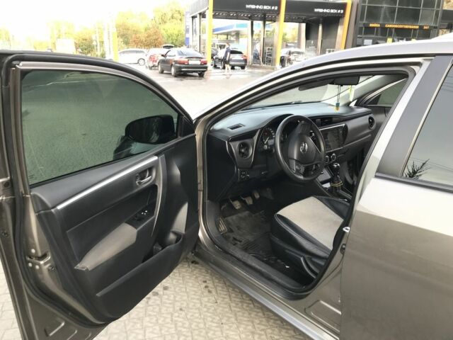 Серый Тойота Королла, объемом двигателя 1.3 л и пробегом 107 тыс. км за 10900 $, фото 4 на Automoto.ua