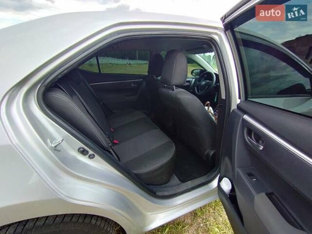 Сірий Тойота Королла, об'ємом двигуна 1.6 л та пробігом 242 тис. км за 13599 $, фото 7 на Automoto.ua