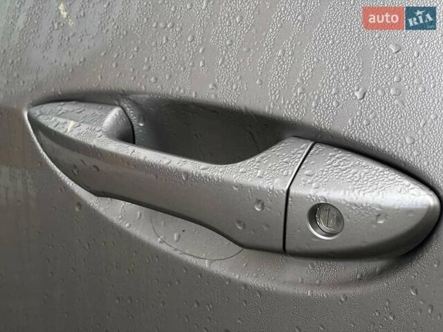 Серый Тойота Королла, объемом двигателя 1.6 л и пробегом 96 тыс. км за 14790 $, фото 16 на Automoto.ua