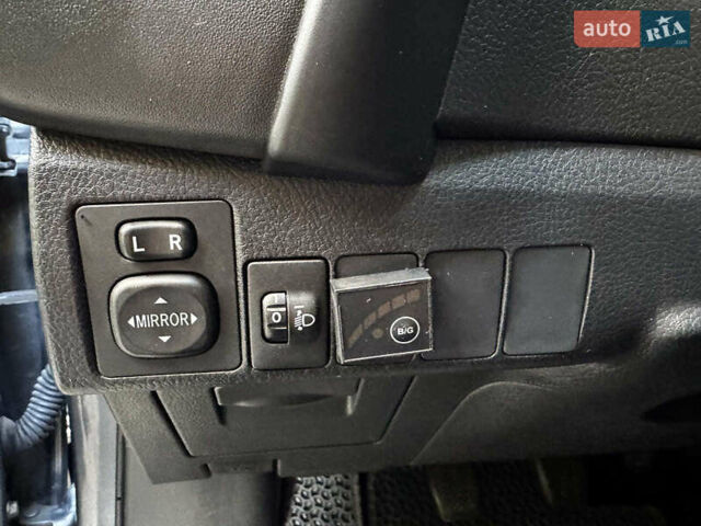 Тойота Королла 2017 в Киеве на Automoto.ua Серый Тойота Королла, объемом двигателя 1.3 л и пробегом 268 тыс. км за 11490 $, фото 13 на Automoto.ua