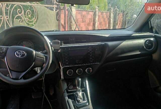 Сірий Тойота Королла, об'ємом двигуна 1.6 л та пробігом 83 тис. км за 13500 $, фото 10 на Automoto.ua