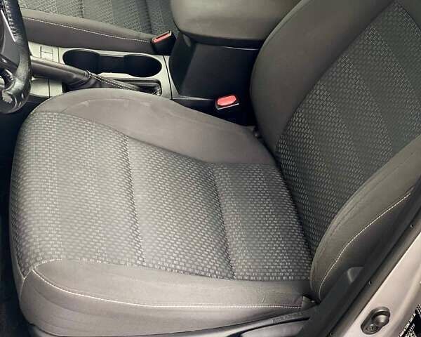 Серый Тойота Королла, объемом двигателя 1.6 л и пробегом 96 тыс. км за 14790 $, фото 23 на Automoto.ua