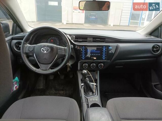 Серый Тойота Королла, объемом двигателя 1.33 л и пробегом 65 тыс. км за 12800 $, фото 6 на Automoto.ua