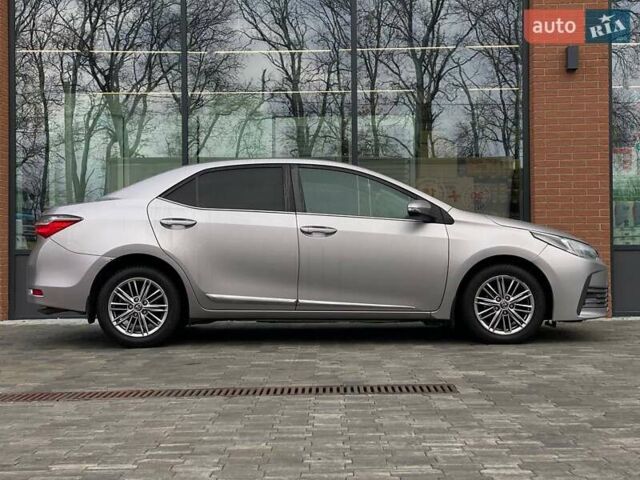 Серый Тойота Королла, объемом двигателя 1.6 л и пробегом 96 тыс. км за 14790 $, фото 7 на Automoto.ua