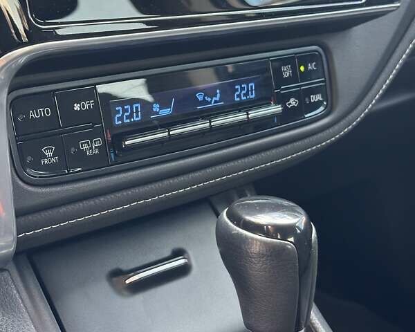 Серый Тойота Королла, объемом двигателя 1.6 л и пробегом 64 тыс. км за 16700 $, фото 35 на Automoto.ua