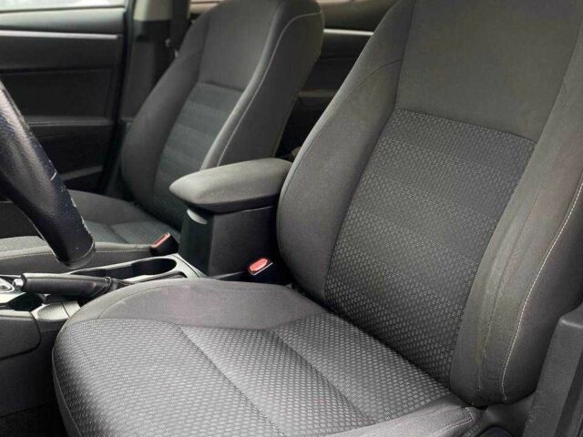 Сірий Тойота Королла, об'ємом двигуна 1.6 л та пробігом 96 тис. км за 14790 $, фото 13 на Automoto.ua