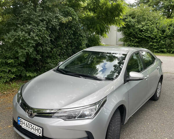 Серый Тойота Королла, объемом двигателя 1.33 л и пробегом 72 тыс. км за 9999 $, фото 5 на Automoto.ua