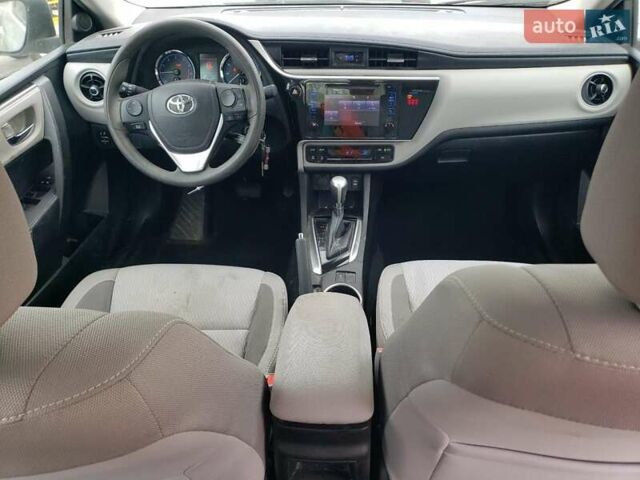 Серый Тойота Королла, объемом двигателя 1.8 л и пробегом 52 тыс. км за 2700 $, фото 7 на Automoto.ua