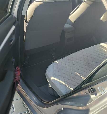 Серый Тойота Королла, объемом двигателя 1.33 л и пробегом 185 тыс. км за 13700 $, фото 9 на Automoto.ua