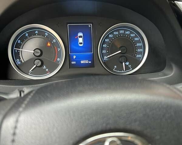 Серый Тойота Королла, объемом двигателя 1.6 л и пробегом 68 тыс. км за 15500 $, фото 4 на Automoto.ua