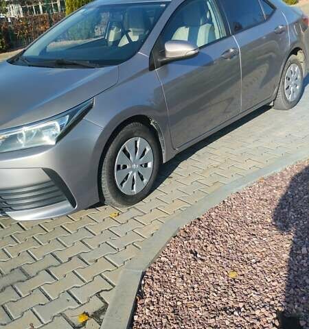 Серый Тойота Королла, объемом двигателя 1.33 л и пробегом 185 тыс. км за 13700 $, фото 5 на Automoto.ua