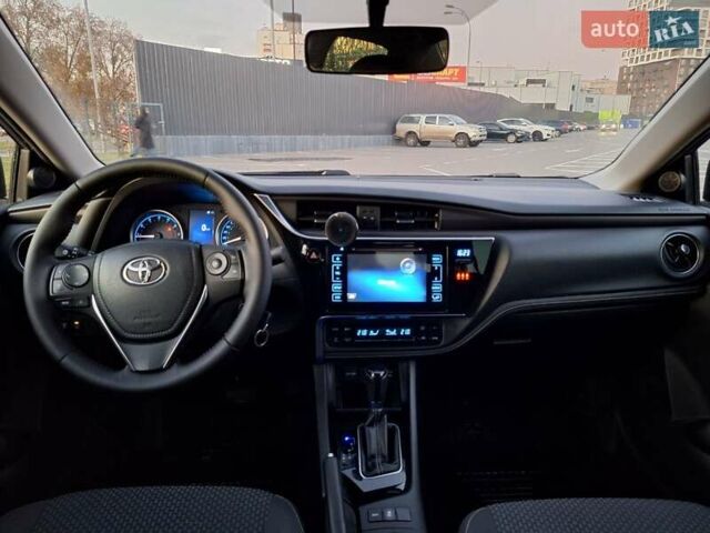 Серый Тойота Королла, объемом двигателя 1.6 л и пробегом 80 тыс. км за 15999 $, фото 15 на Automoto.ua
